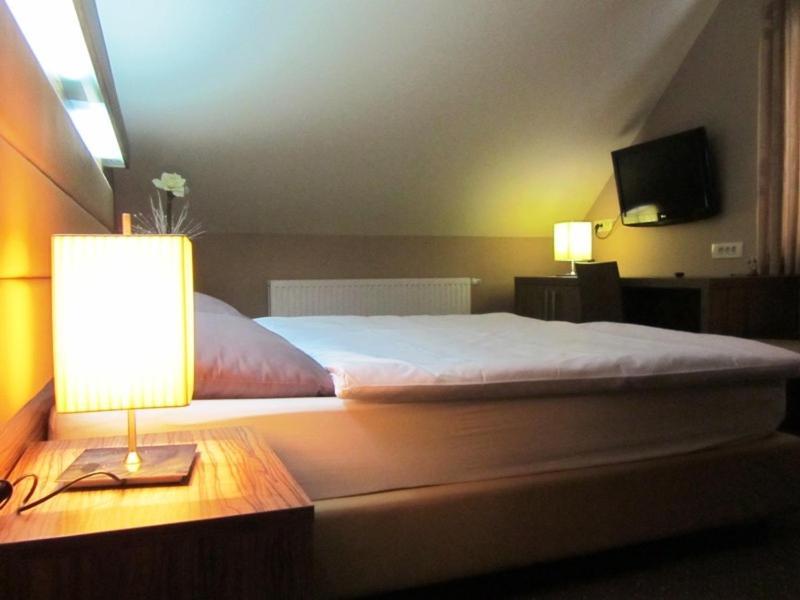Hotel Opara Trebnje Экстерьер фото